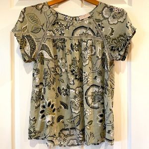 Loft green floral short sleeve shirt